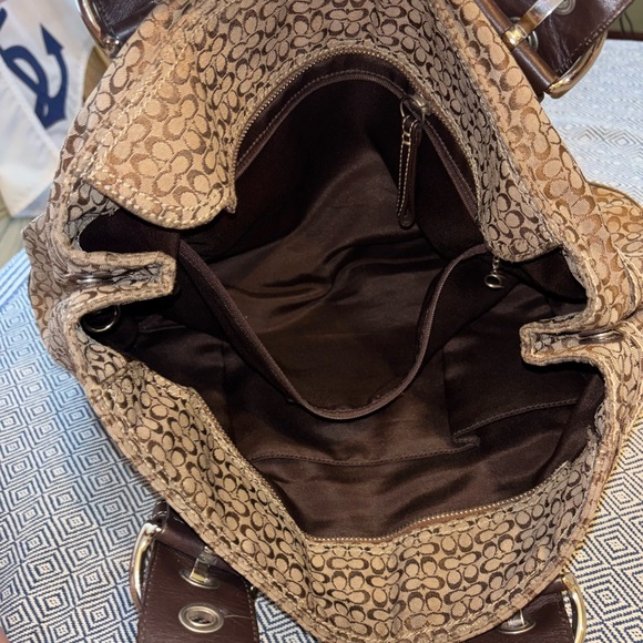 Coach Brown Signature Bag - Picture 3 of 6